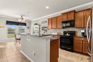 613 Coventry Dr, Temple, TX 76502 - Photo 17