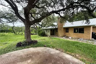 2751 River Oaks Dr, New Braunfels, TX 78132 - Photo 7