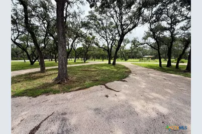 2751 River Oaks Drive, New Braunfels, TX 78132 - Photo 3
