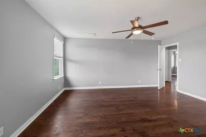 918 Lauren Street, New Braunfels, TX 78130 - Photo 15