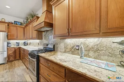 125 Dockside Dr, Rockport, TX 78382 - Photo 9