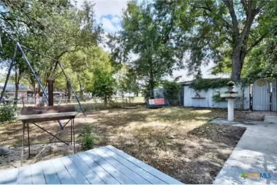 717 S Laurel Avenue, Luling, TX 78648 - Photo 19