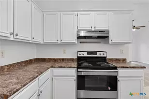 303 Rodeo Cir, Copperas Cove, TX 76522 - Photo 21