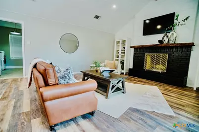 145 Bobwhite Trail, Seguin, TX 78155 - Photo 5