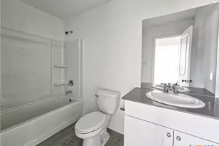 805 Riviera Ct, Seguin, TX 78155 - Photo 19