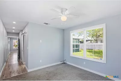 2201 E Colorado Street, Victoria, TX 77901 - Photo 15