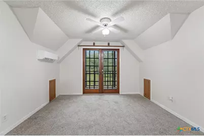 8606 State Highway 123, Stockdale, TX 78160 - Photo 33