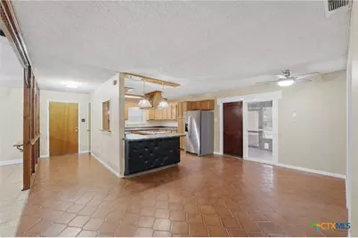 8606 State Highway 123, Stockdale, TX 78160 - Photo 5