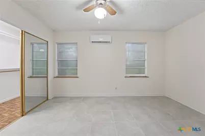 8606 State Highway 123, Stockdale, TX 78160 - Photo 23