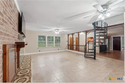 8606 State Highway 123, Stockdale, TX 78160 - Photo 29