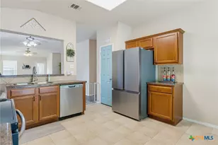 2004 Vernice Dr, Copperas Cove, TX 76522 - Photo 9