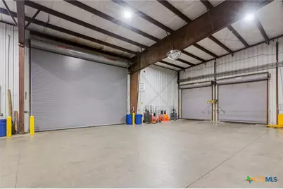 8316 Lone Tree Road, Victoria, TX 77905 - Photo 31