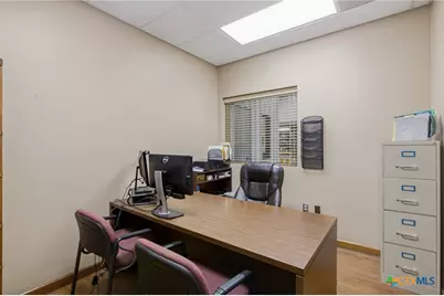 8316 Lone Tree Road, Victoria, TX 77905 - Photo 13