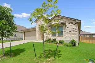 3903 Lorenzen Ct, Belton, TX 76513 - Photo 3