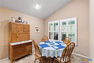 105 Pecan Harbor St, Rockport, TX 78382 - Photo 9