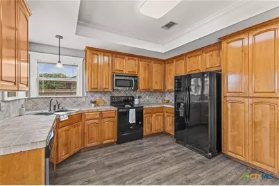 526 Armstrong Drive, Belton, TX 76513 - Photo 9
