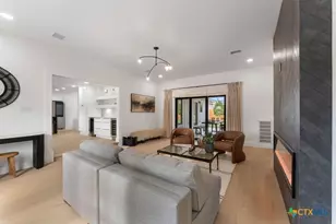 706 Kenilworth Blvd, San Antonio, TX 78209 - Photo 17