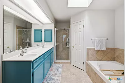 805 Santa Fe, Victoria, TX 77904 - Photo 5