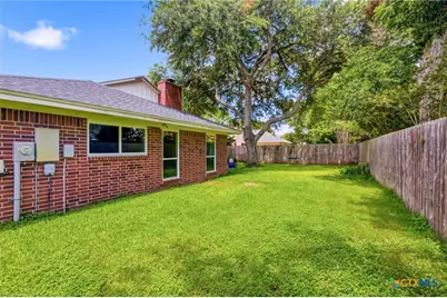 805 Santa Fe, Victoria, TX 77904 - Photo 37