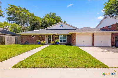 805 Santa Fe, Victoria, TX 77904 - Photo 1