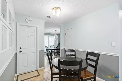 805 Santa Fe, Victoria, TX 77904 - Photo 9