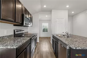 1049 Velvet Ct, Troy, TX 76579 - Photo 3