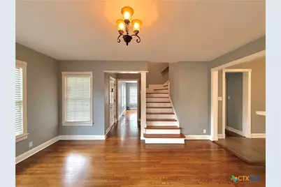 1403 N Bridge Street, Victoria, TX 77901 - Photo 5