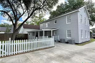1403 N Bridge St, Victoria, TX 77901 - Photo 31
