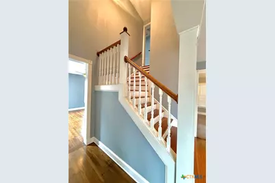 1403 N Bridge Street, Victoria, TX 77901 - Photo 7