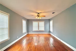 1403 N Bridge St, Victoria, TX 77901 - Photo 17