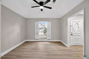 107 Cherry Hills Dr, Rockport, TX 78382 - Photo 9