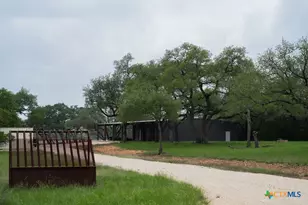 426 Mill Run, New Braunfels, TX 78132 - Photo 25