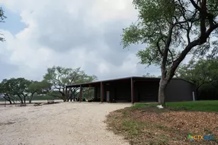 426 Mill Run, New Braunfels, TX 78132 - Photo 11