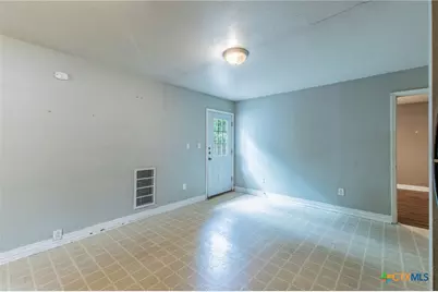 211 W 14th Avenue, Belton, TX 76513 - Photo 7