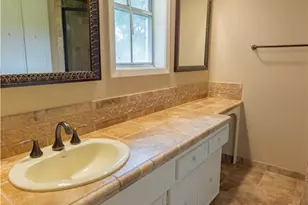 301 Berkshire Ln, Victoria, TX 77904 - Photo 21