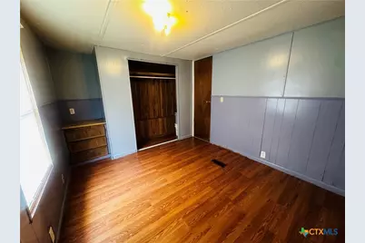 217 E Schulz, Marion, TX 78124 - Photo 15