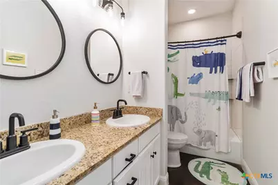 412 Elmwood Drive, New Braunfels, TX 78130 - Photo 19