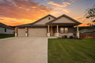 110 Bobby Lou Ln, Copperas Cove, TX 76522 - Photo 1