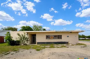 402 W Zenith Ave, Temple, TX 76501 - Photo 1