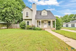 1216 N Penelope St, Belton, TX 76513 - Photo 1