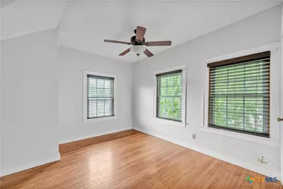 1216 N Penelope Street, Belton, TX 76513 - Photo 17