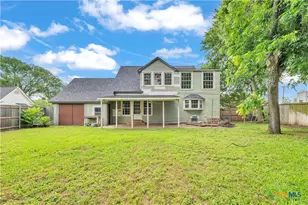 1216 N Penelope St, Belton, TX 76513 - Photo 27