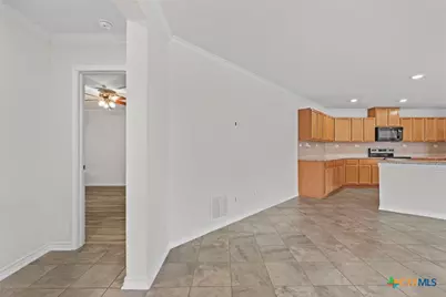 2098 Wind Chime Way, New Braunfels, TX 78130 - Photo 11