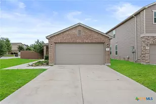 2098 Wind Chime Wy, New Braunfels, TX 78130 - Photo 3