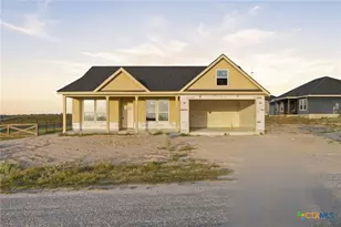 153 Merion Ln, La Vernia, TX 78121 - Photo 3