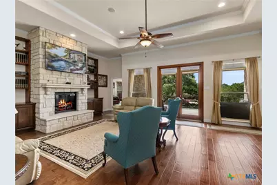 1041 Spanish Trail, New Braunfels, TX 78132 - Photo 9