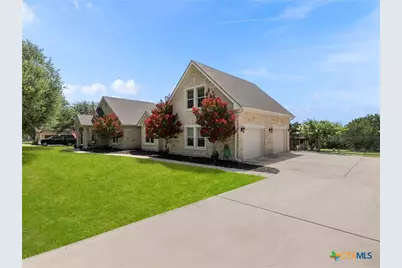1041 Spanish Trail, New Braunfels, TX 78132 - Photo 7