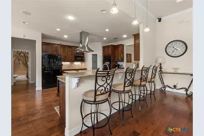 1041 Spanish Trail, New Braunfels, TX 78132 - Photo 13