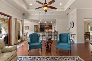 1041 Spanish Trail, New Braunfels, TX 78132 - Photo 11