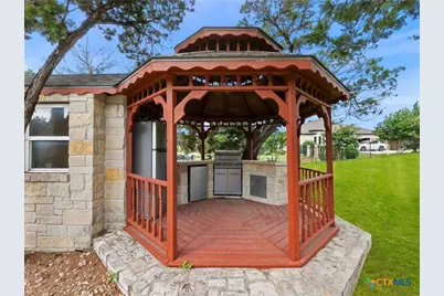 1041 Spanish Trail, New Braunfels, TX 78132 - Photo 39